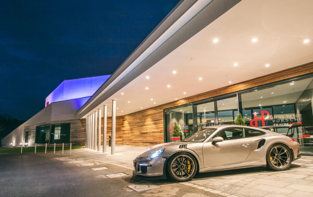 porsche traumwerk eingang
