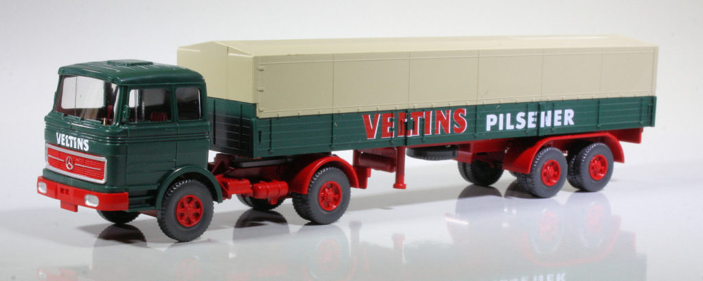 187 PMS Mercedes-Benz LS 2223