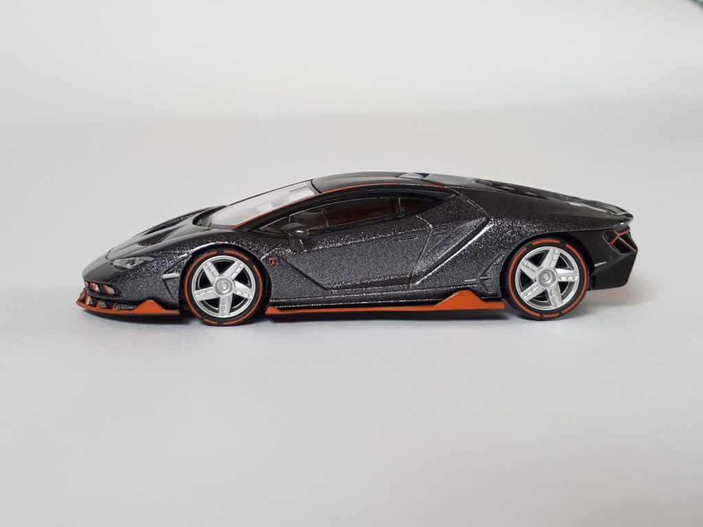 1;64 Kyosho Lamborghini's 1