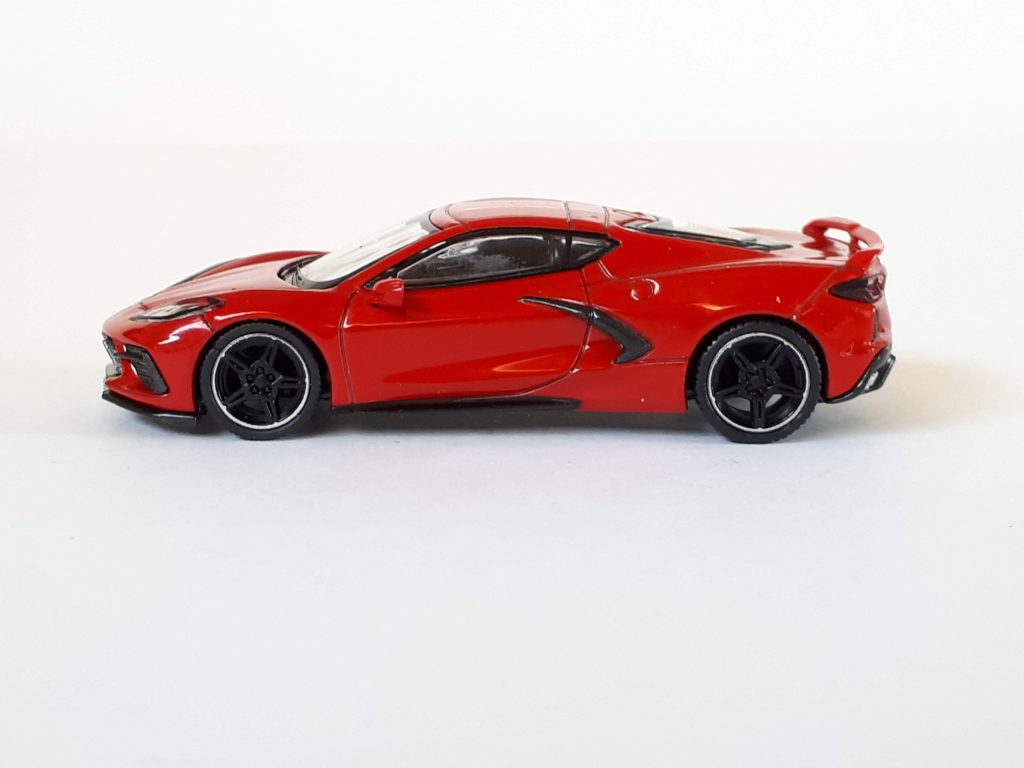 1;64 MiniGT Chevrolet Corvette Stingray 1
