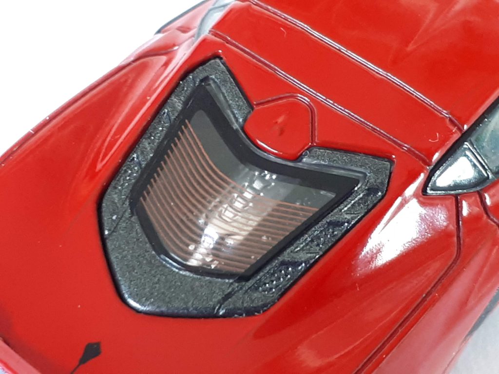 1;64 MiniGT Chevrolet Corvette Stingray 4