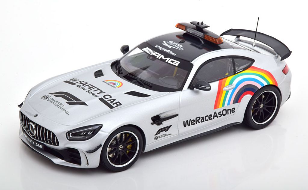18minic-Mercedes-AMG F1 Safety Car 2020-1