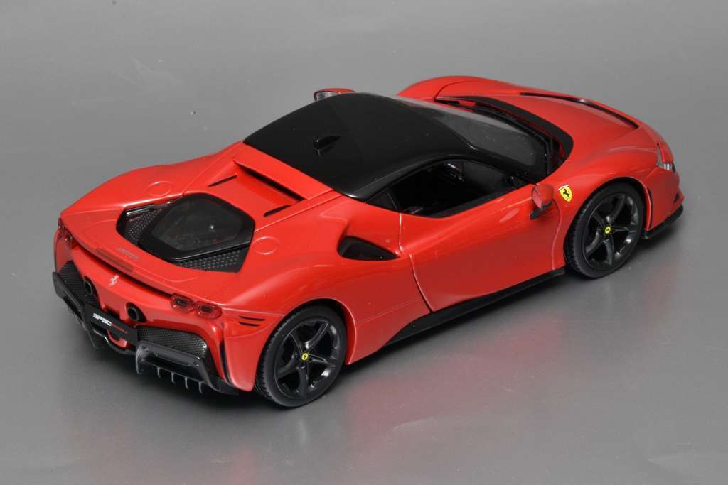 118 BBurago Ferrari SF90 Stradale 2020 achter