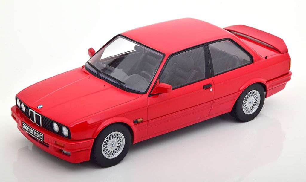 118 KK Scale BMW 320i E30 Italo M3 1989
