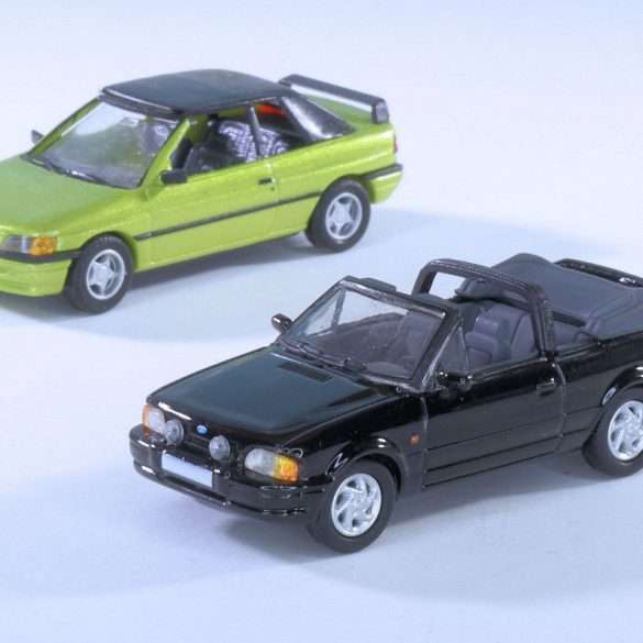 187 PCX87 Ford Escort Mk4 Cabriolet met Busch