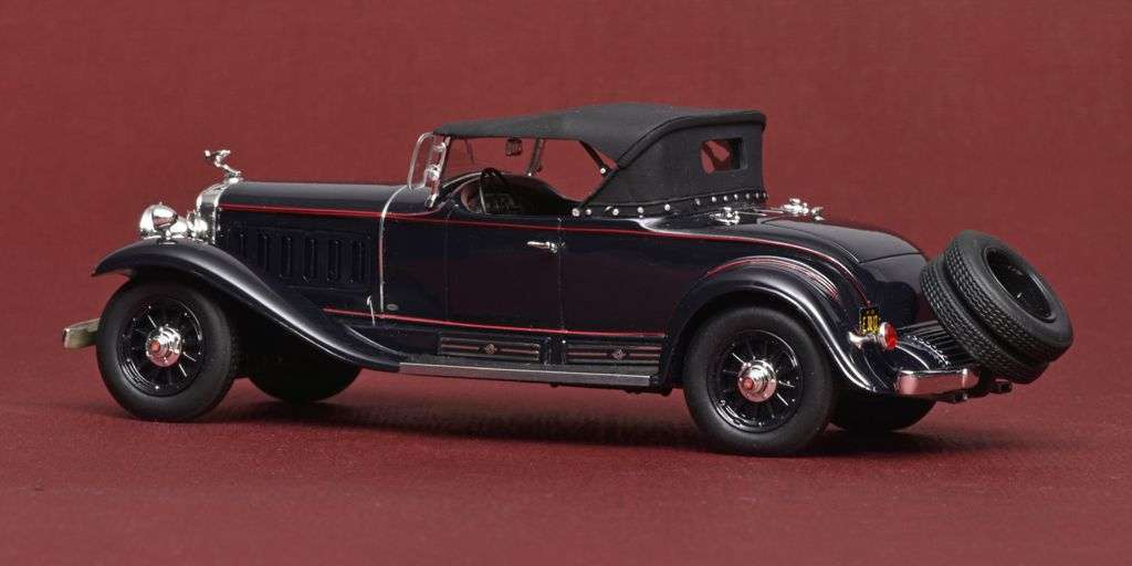 43Matrix Cadillac V16 452 Road Fleetwood 1930 2