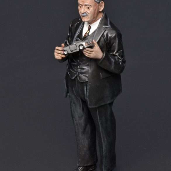 18LeMans Miniatures Ferdinand Porsche 1