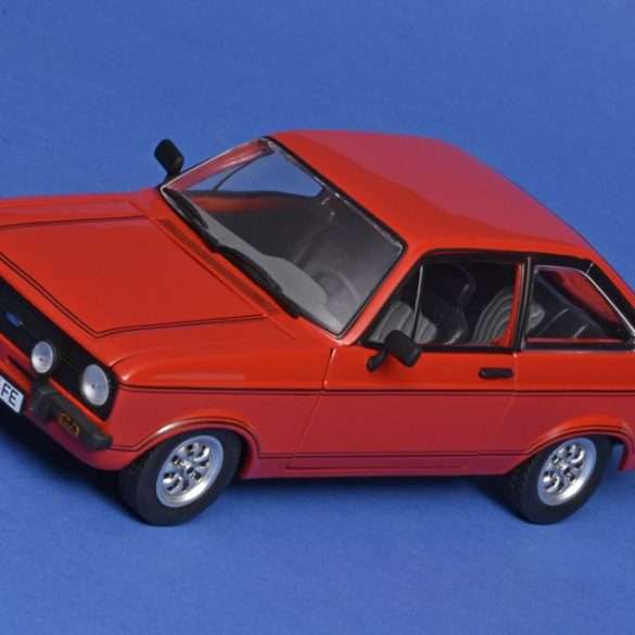 18SunStar Ford Escort MkII Sport 1975 1