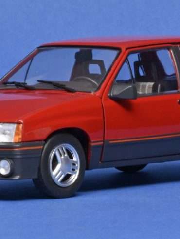 24WhiteBox Opel Corsa A SR 1