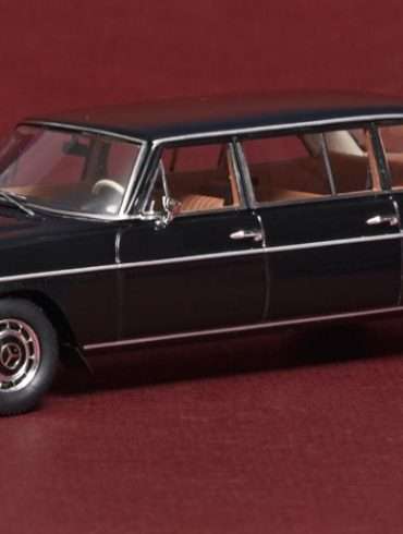 43matrix MB V114 1969 lang zwart 1