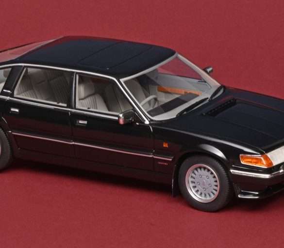 118 Cult Rover 3500 SD1 VandenPlas 1983 86 rechts