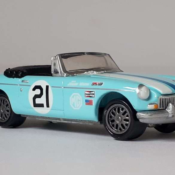 150 Johnny Lightning MGB Roadster 1