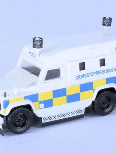 187 BoS Land Rover Defender Tangi