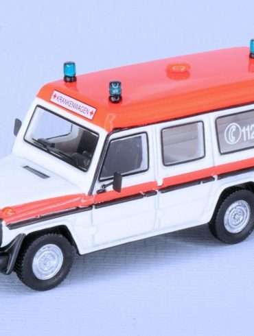 187 BoS Mercedes Benz G Binz ambulance