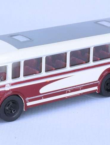 187 Brekina IFA H6B bus