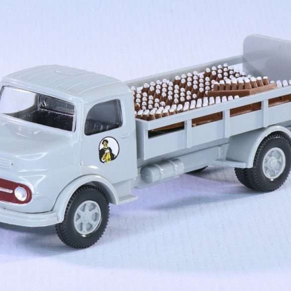 187 Wiking Begin des Jet Alters Mercedes Benz Kurzhauber Schultheiss