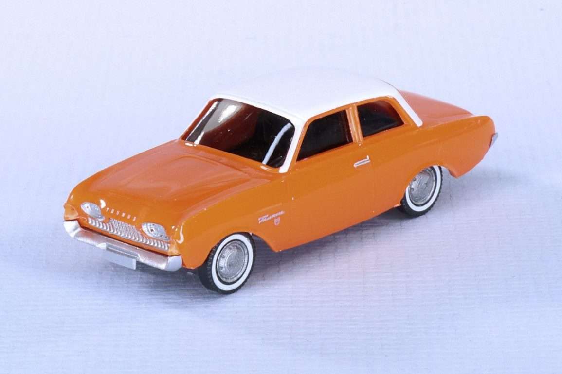 187 Wiking Ford Taunus 17M oranje