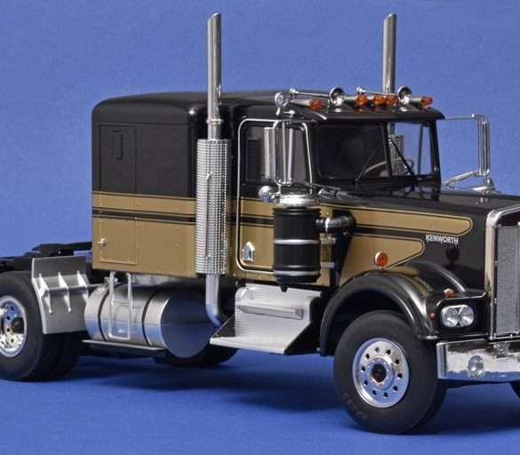 18RoadKings Kenworth 1