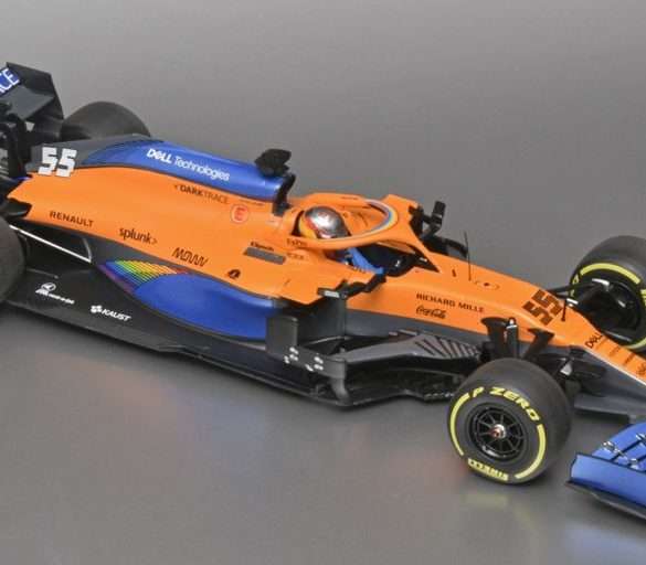 18minic McLaren 2020 Sainz 1