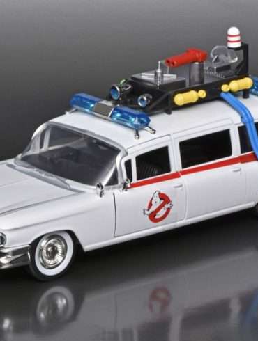 24Jada Cadillac Ghostbusters Ecto 1 1959 1