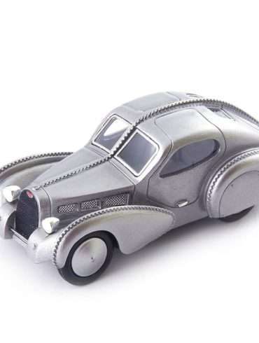 43Autocult Bugatti Type68Coupe 03022 4