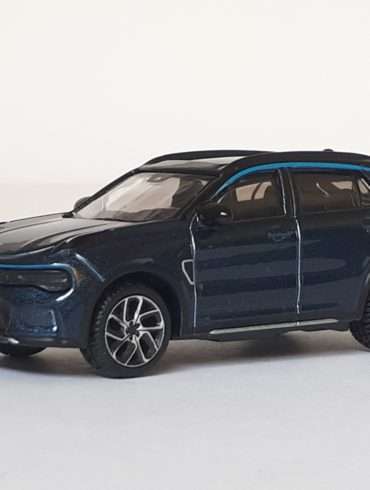 164 Bburago Lynk Co 01 1