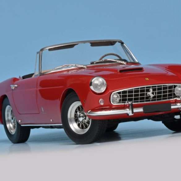 18Matrix Ferrari 250 GT Spider 1960 1