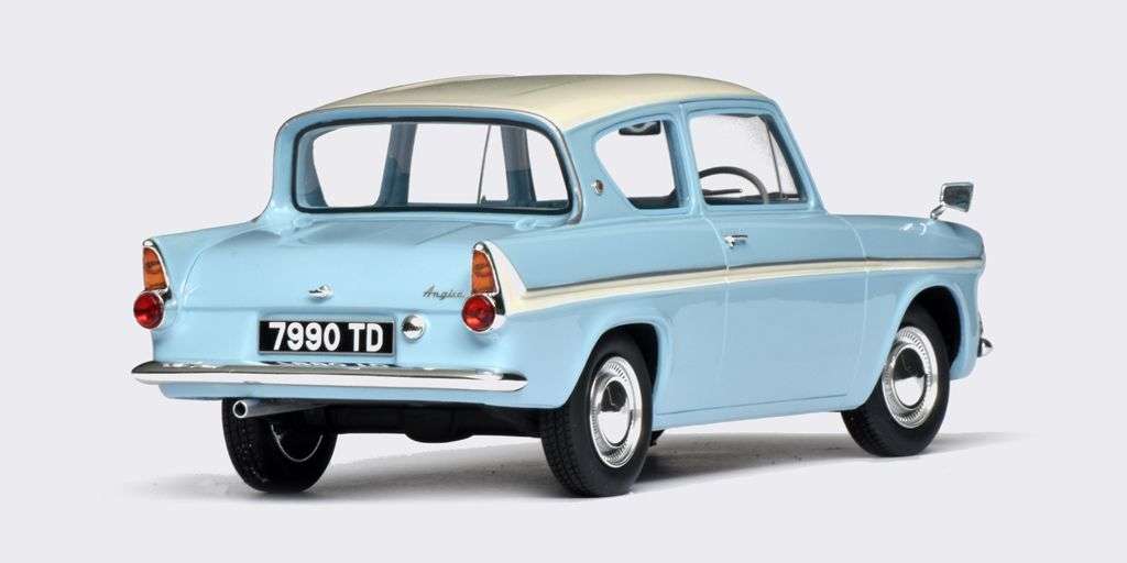 18cult Ford Anglia 105E 1965 3