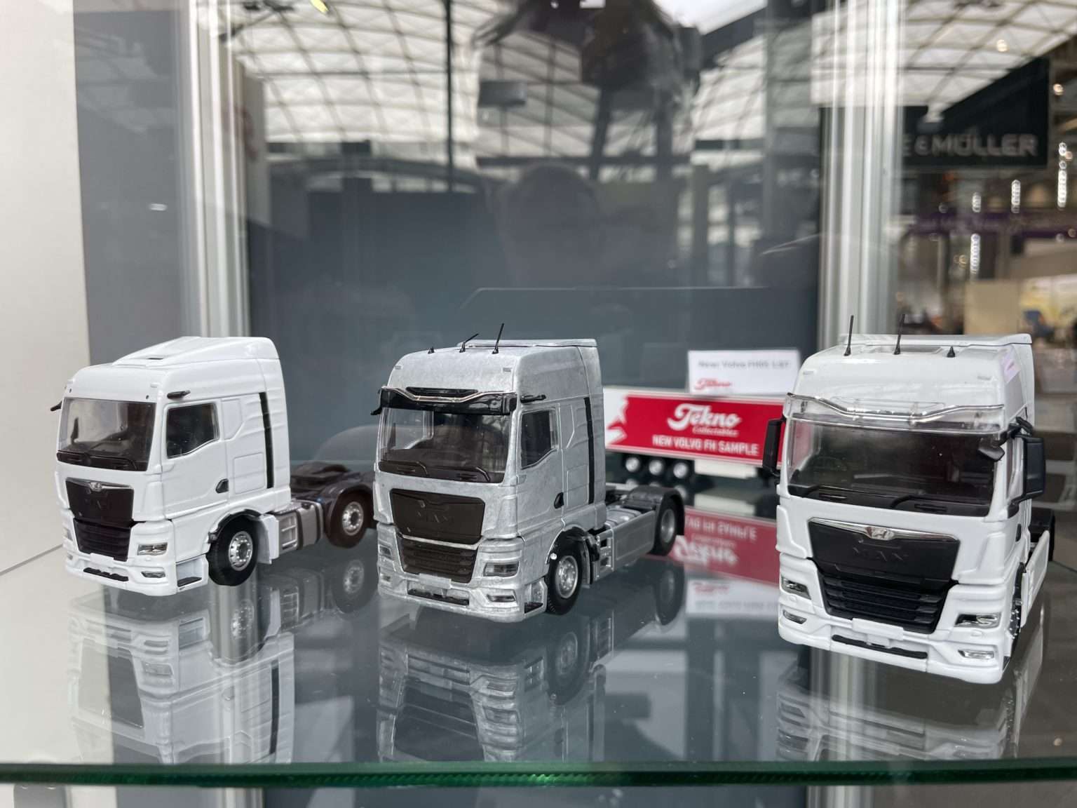 Nieuwe Man Tgx Namac En Auto In Miniatuur Namac En Aim