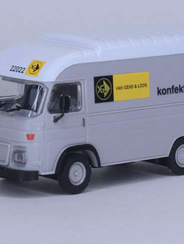 187 IGRA Saviem SG2 22022 konfektievervoer