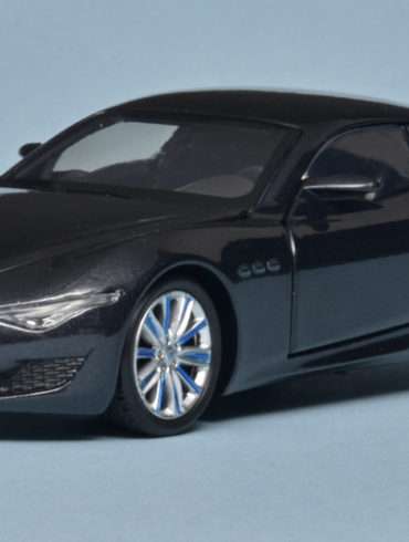 32Tayumo Maserati Alfieri 1