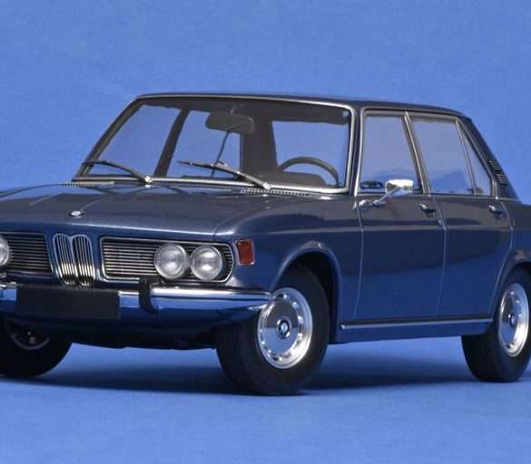118 Minichamps BMW 2500 E3 1968