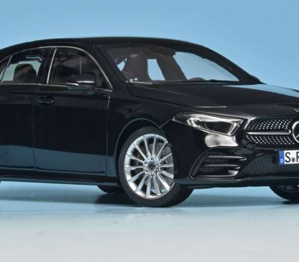118 Norev Mercedes Benz A Klasse 2018
