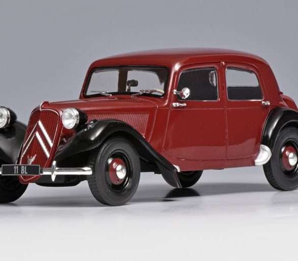 124 WhiteBox Citroen TA 11BL 1952