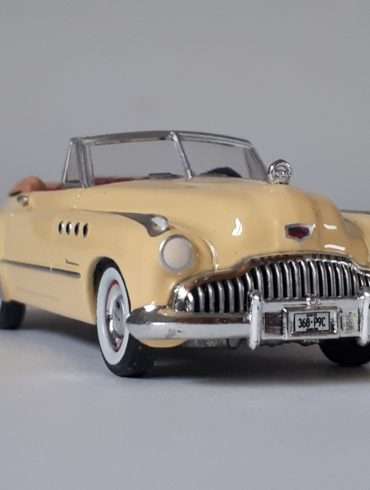 164 GreenLight Buick Roadmaster Convertible 2