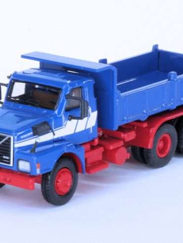 187 Brekina Volvo N10 2e gen