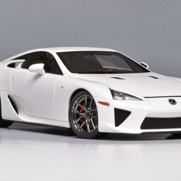 18AA Lexus LFA 2010 1