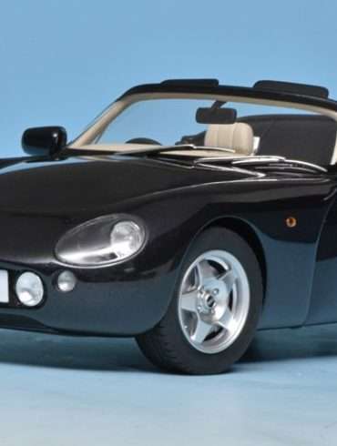 18Cult TVR Griffith 93 94 1