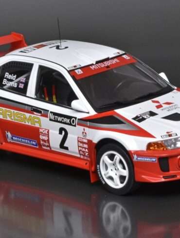 18ixo Mitsubishi Carisma RS Evolution V 1998 3