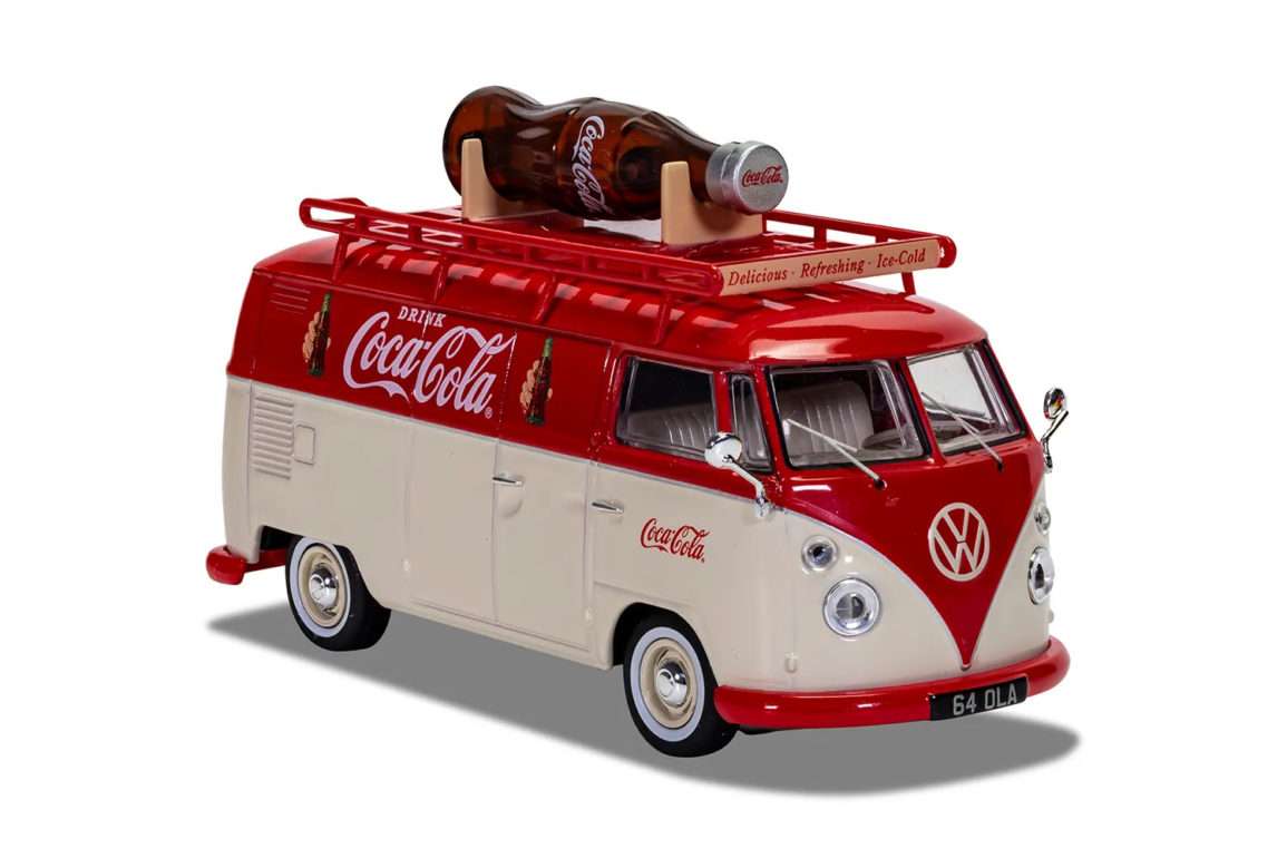 43Corgi coca cola vw camper giant coke bottle cc02740 2