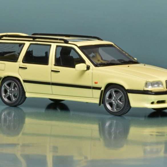 43solido Volvo 850 TR5 creamyellow S4310601 1
