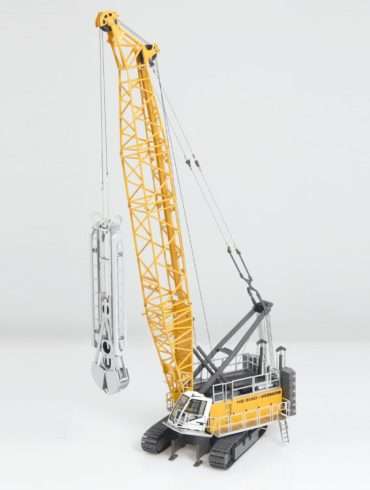 NZG liebherr hs8130 1