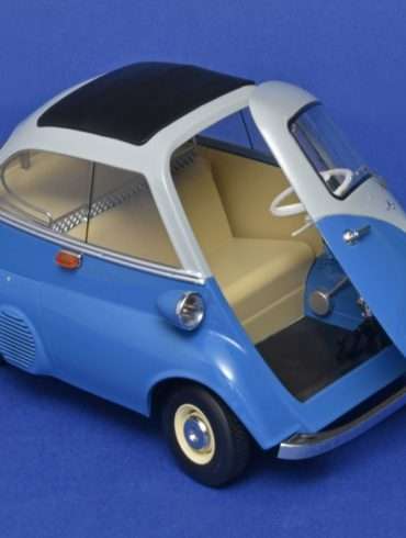 112 KK Scale BMW Isetta 250 1959open