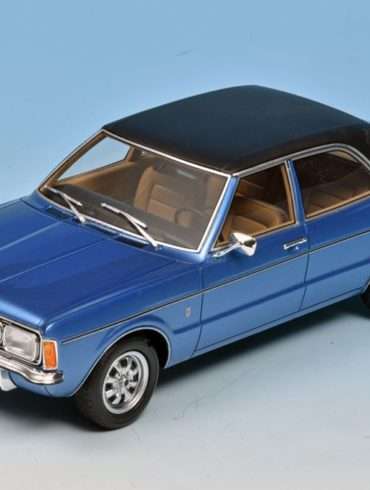 118 BoS Ford Taunus TC1 GXL 1972 hoog achter