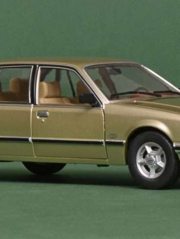 124 WhiteBox Opel Senator A1 1978