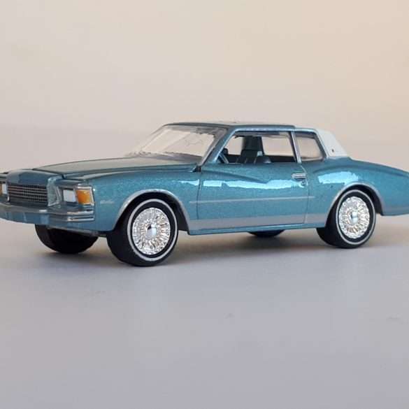 164 Johnny Lightning Chevrolet Monte Carlo 1