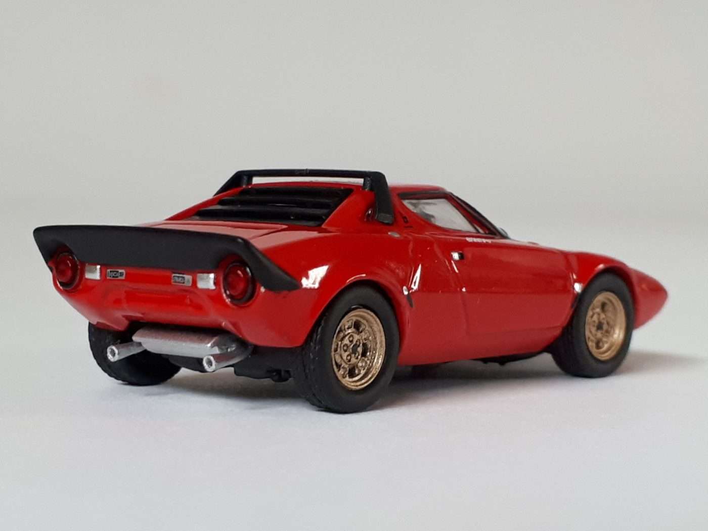 Mini Gt Levert Lancia Stratos Namac Auto In Miniatuur