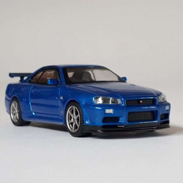 164 Mini GT Nissan Skyline GT R 1