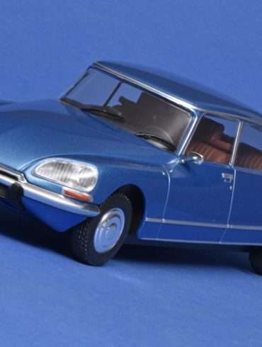 24WhiteBox Citroen DS23 Pallas 1973 1