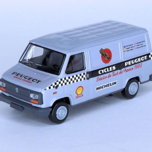 INT.Brekina 87.Peugeot J5 PEUGEOT1